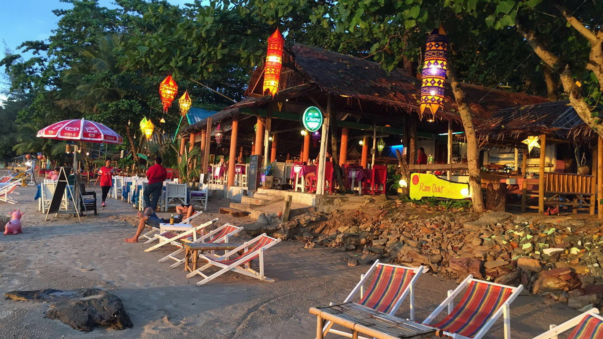 Rann Chalet Beach Side Ko Lanta Eksteriør bilde