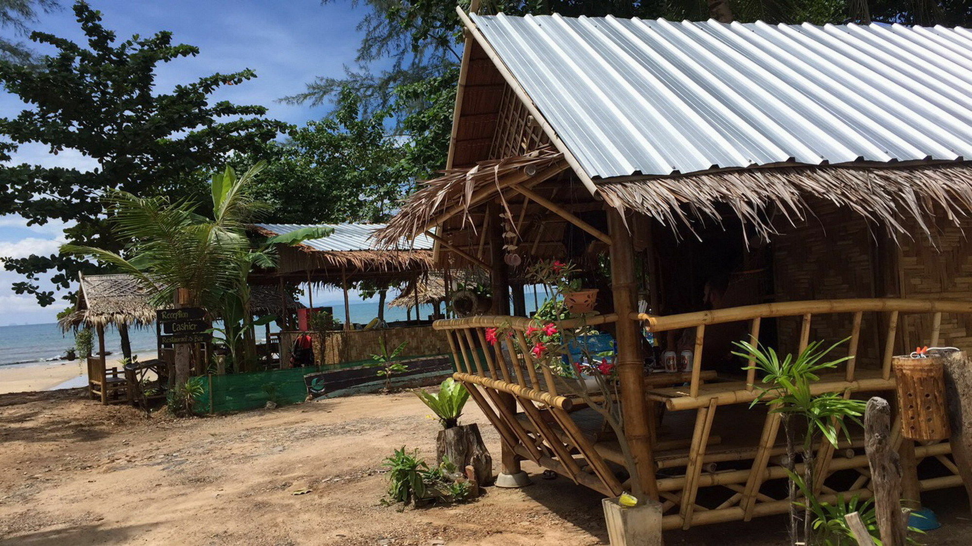 Rann Chalet Beach Side Ko Lanta Eksteriør bilde